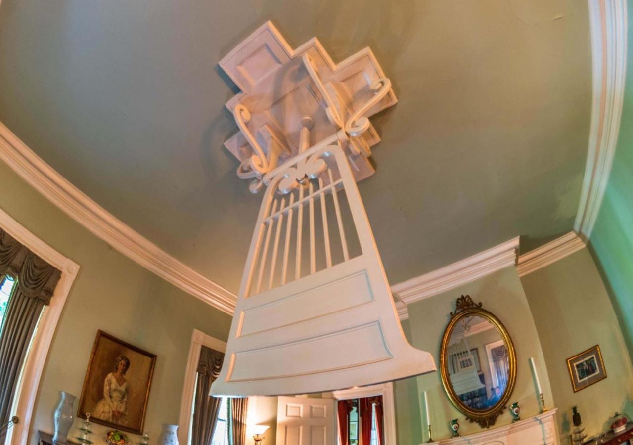 Linden - A Historic Bed And Breakfast ナチェズ エクステリア 写真