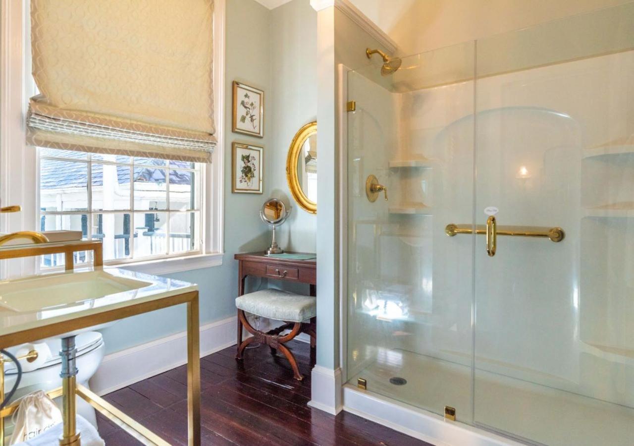 Linden - A Historic Bed And Breakfast ナチェズ エクステリア 写真