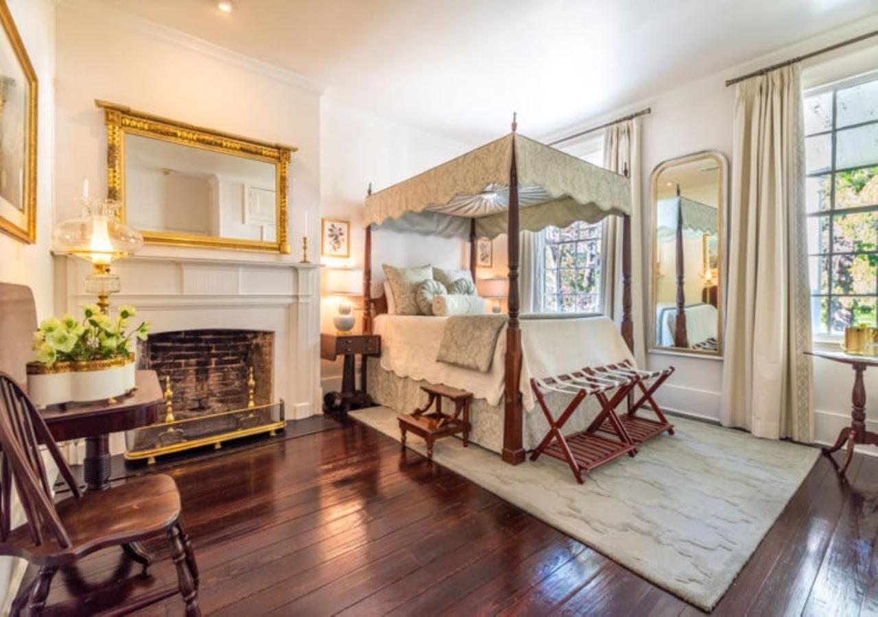 Linden - A Historic Bed And Breakfast ナチェズ エクステリア 写真